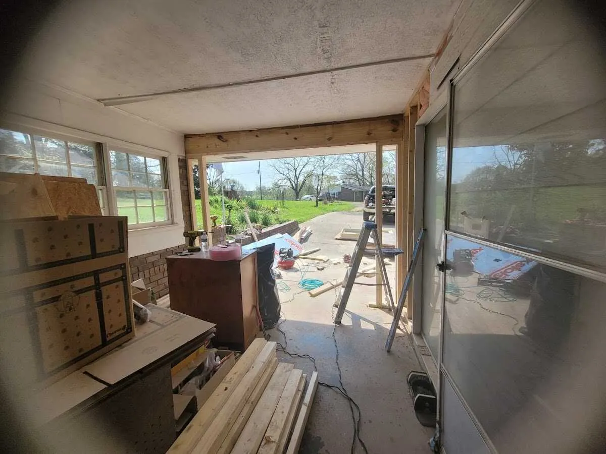 Air movers and dehumidifier for Drying & Dehumidification in Slinger